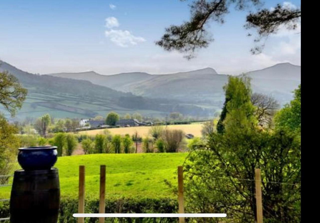 Mountain Suite, Stunning Views, Brecon Beacons Llanhamlach Eksteriør billede